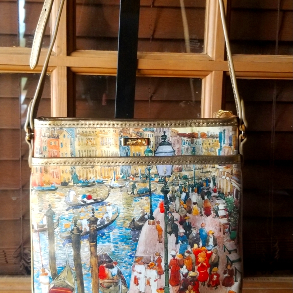 Jeon Los Angeles Womens One Size Fits All Leather Crossbody Bag